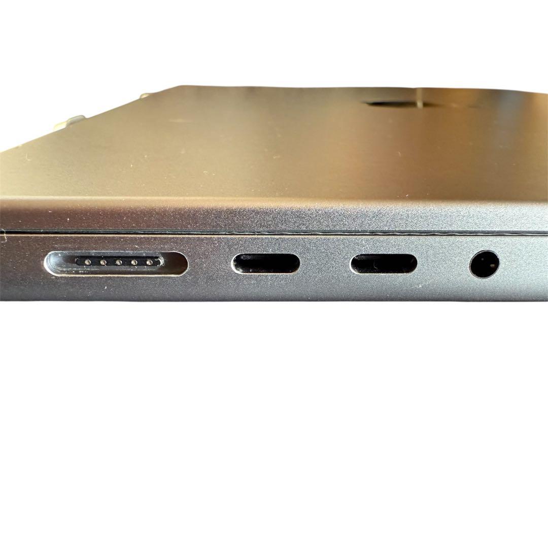 Apple MacBook Pro M3 1TB 14インチ スペースグレイ