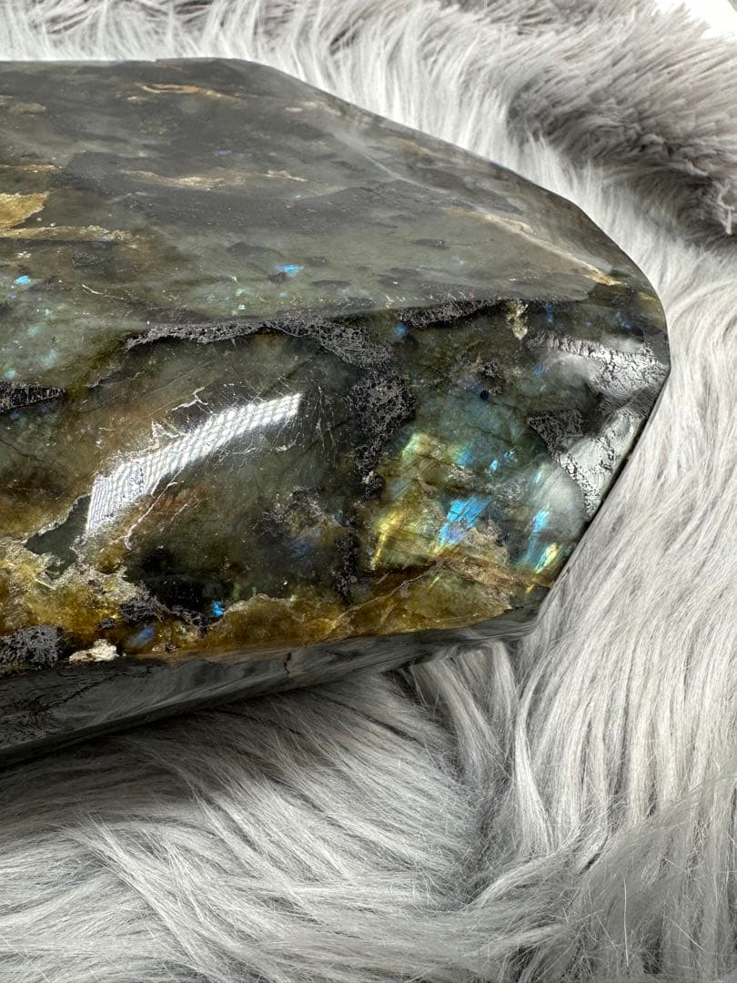 ラブラドライト 原石　6.7kg　天然石　鑑賞石　パワーストーン
