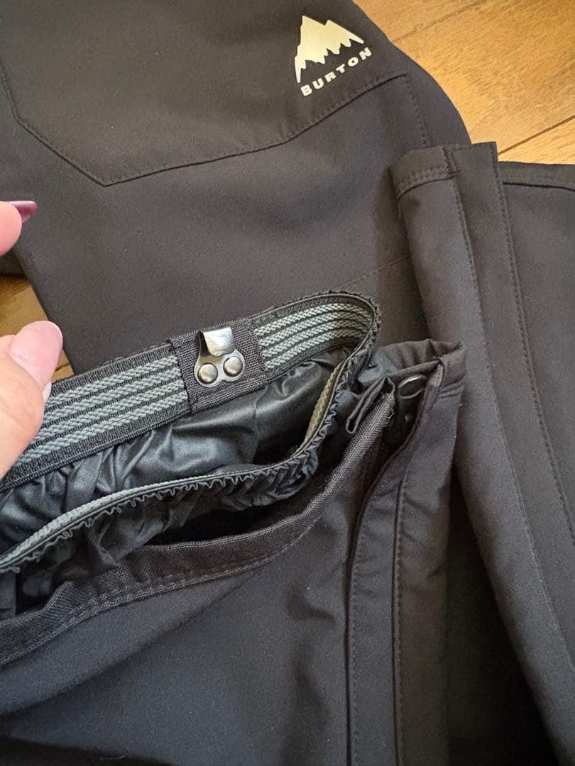 新品未使用 バートンBURTON XS ブラック ビブパンツ　スキースノーボード