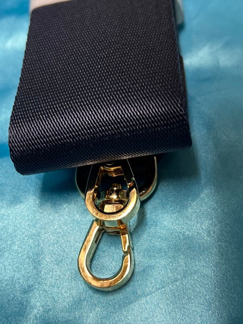 F*Y様 新品未使用　ADMJ＊スワロフスキーウォレットポーチ