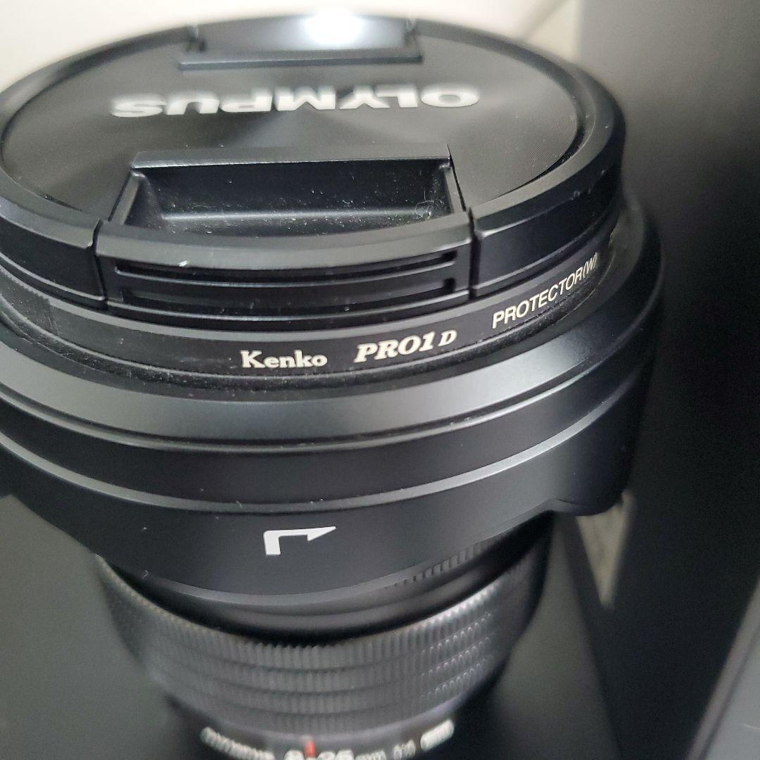 OLYMPUS ED 8-25mm f/4.0 PRO ズームレンズ