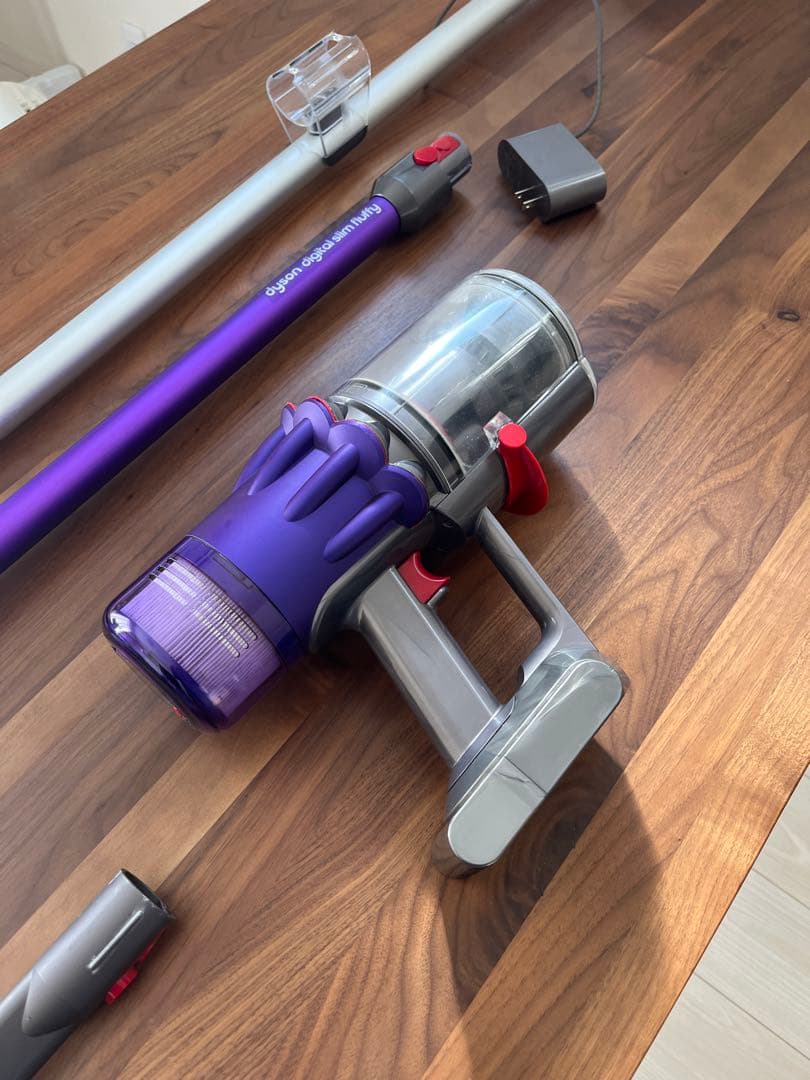 ダイソン コードレスクリーナー SV18 digital slim fluffy