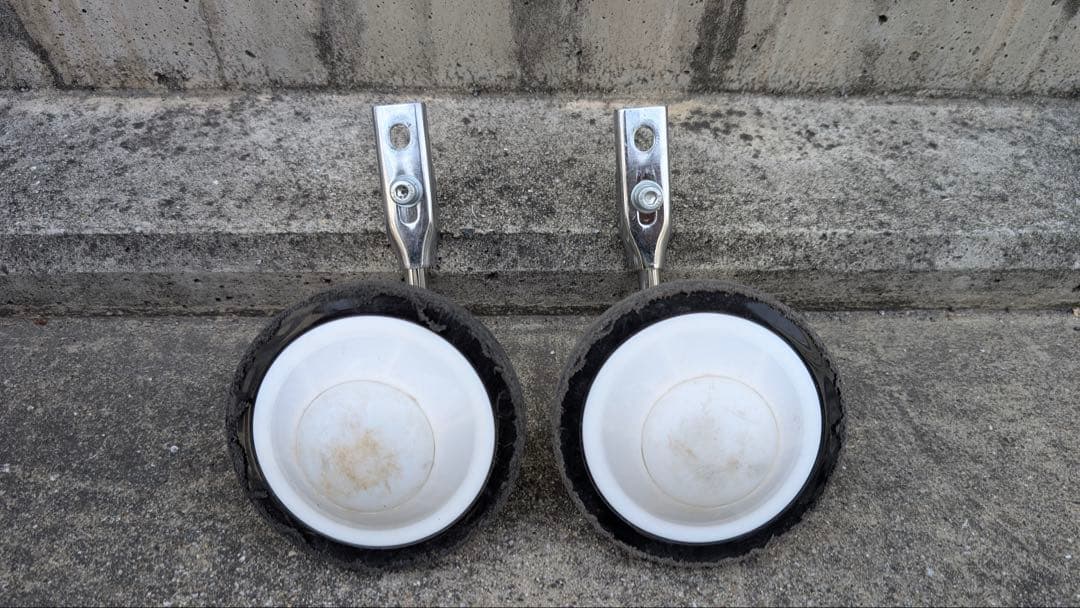 あす　little tokyobike 16アイボリー