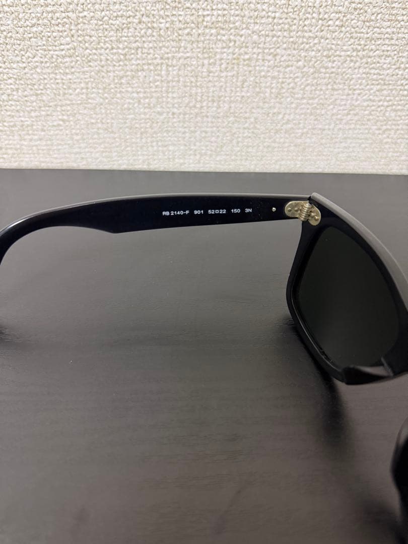 Ray-Ban Wayfarer サングラス 54-18-145