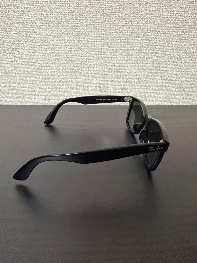 Ray-Ban Wayfarer サングラス 54-18-145