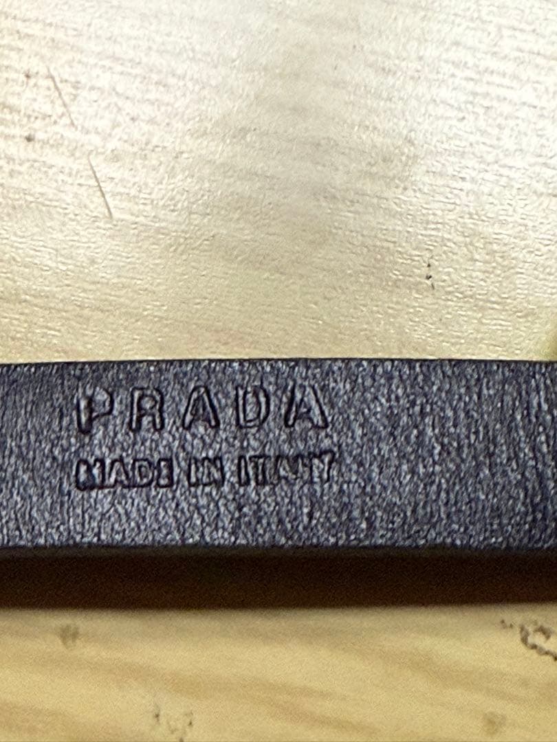 【PRADA プラダ】レザーベルト ロゴバックル シルバー 75/30 イタリア