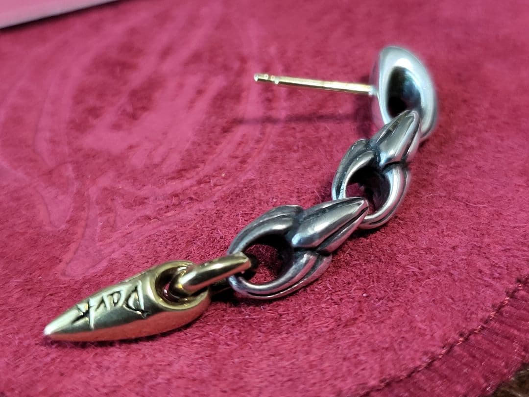 ブラッディマリー　Bloody Mary　ピアス　Dark　ダーク 18K18金