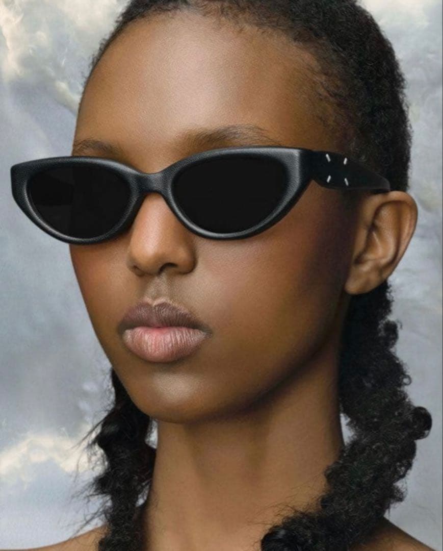 GENTLE MONSTER MM108 01 ブラックサングラス