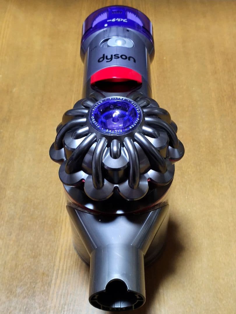 ダイソンV8 SV10K掃除機 完全分解清掃済み動作品 純正バッテリー２つセット