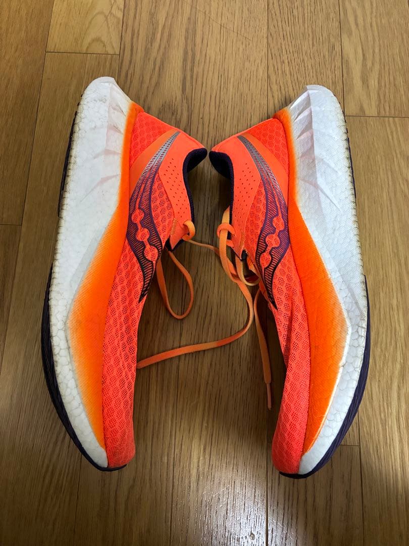 サッカニー　エンドルフィンプロ4 27.5cm