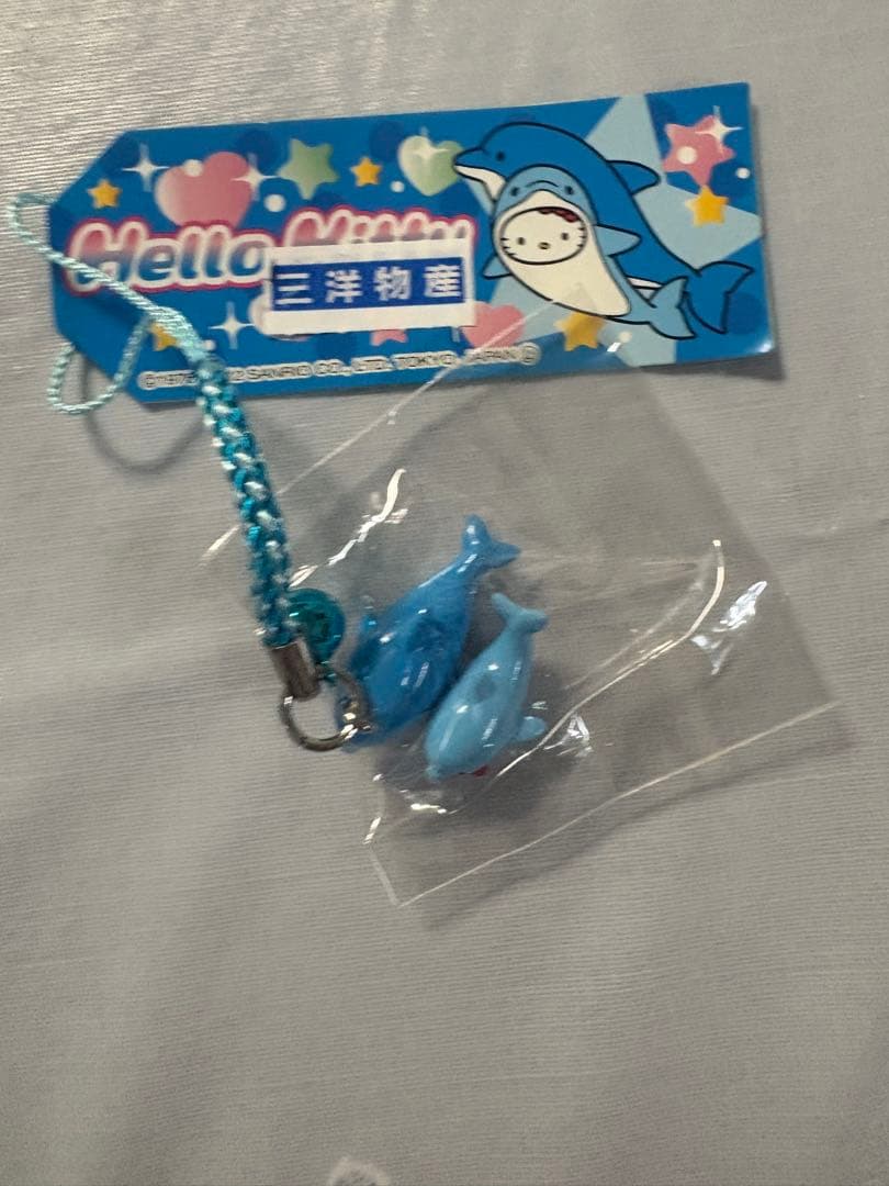 ご当地キティ根付け 激レア 親子イルカ - メルカリ