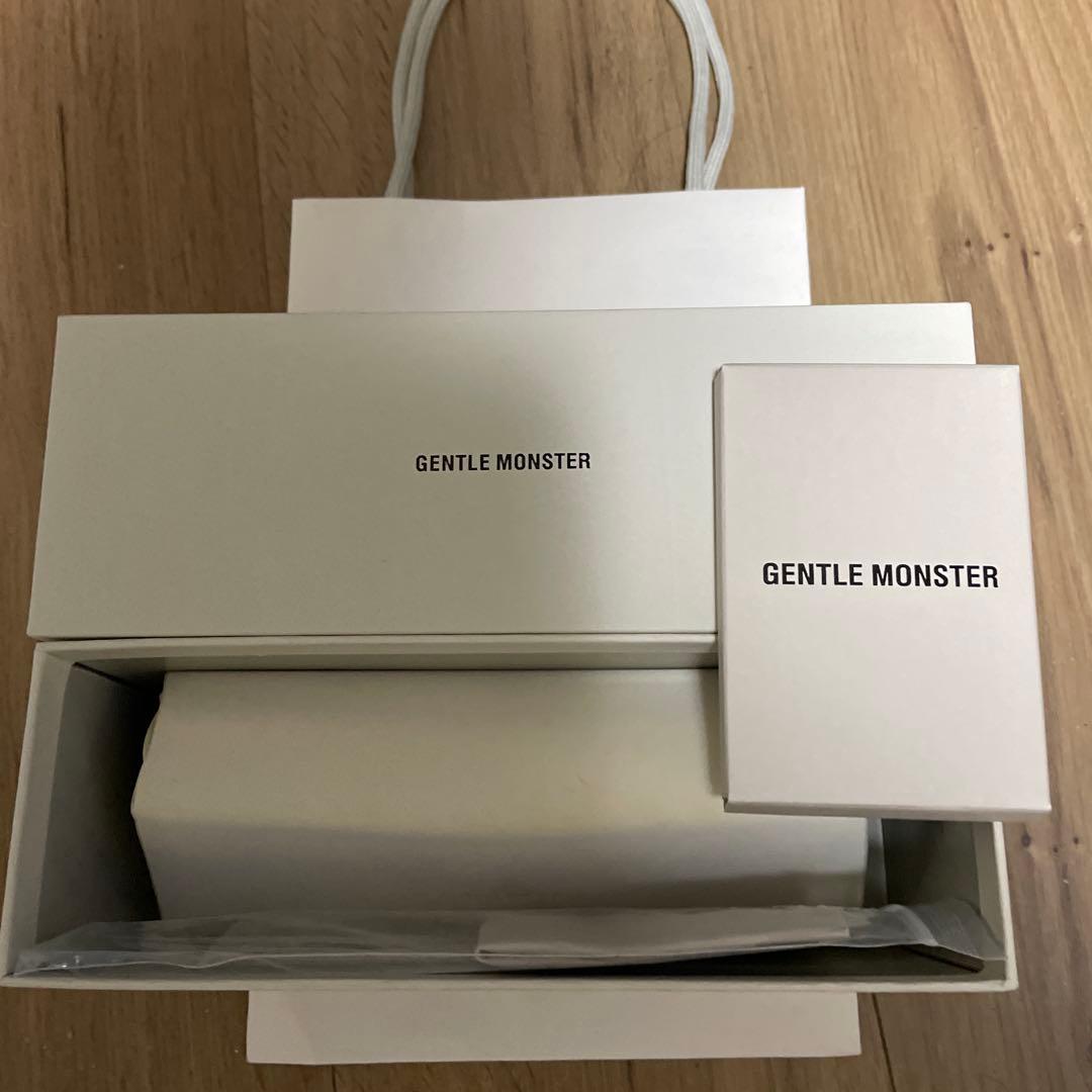 GENTLE MONSTER FLATBA ブラックサングラス