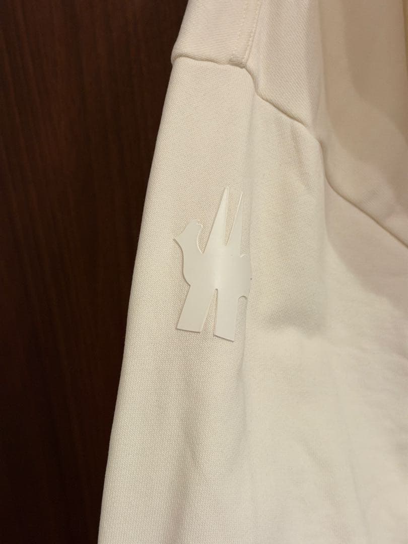 【美品】MONCLER GRENOBLE パーカー