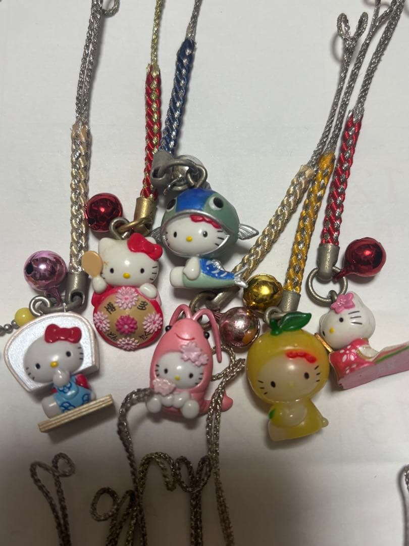 ご当地キティ根付けまとめ売り21点 - メルカリ