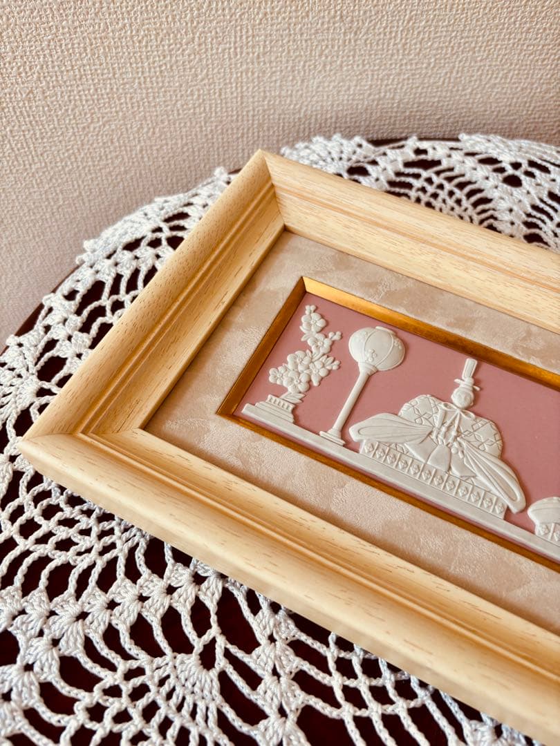 ウェッジウッドWEDGWOOD ジャスパーウエア雛ドール プラーク 木製