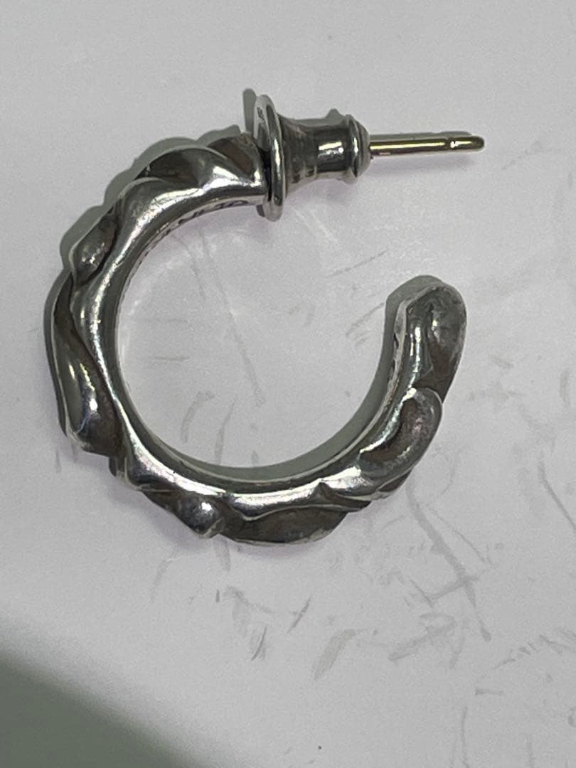 #154【あんしん鑑定済み】スクロールフープピアス