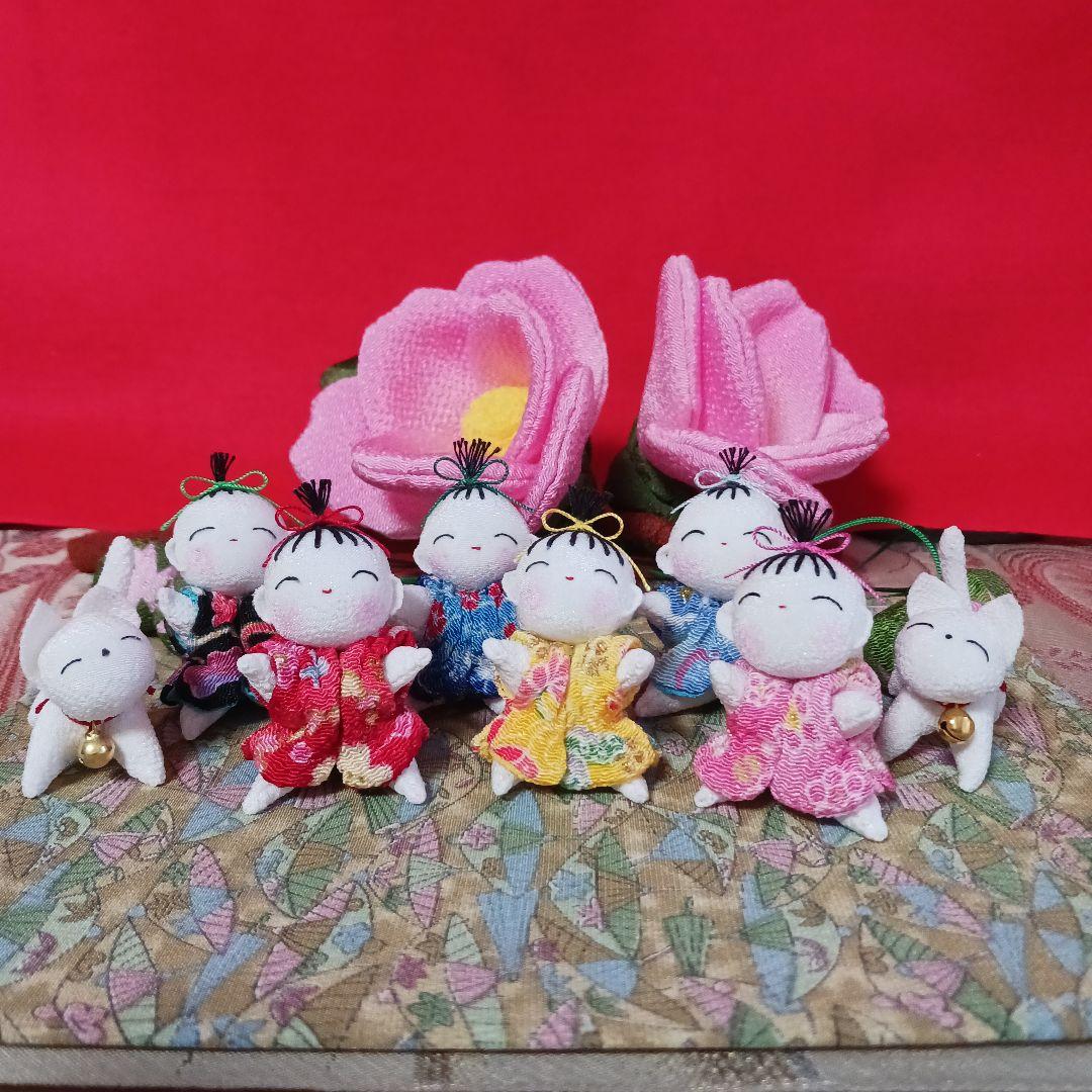 《ふっち様ご予約》★童ちゃんと椿の花★ちりめん細工