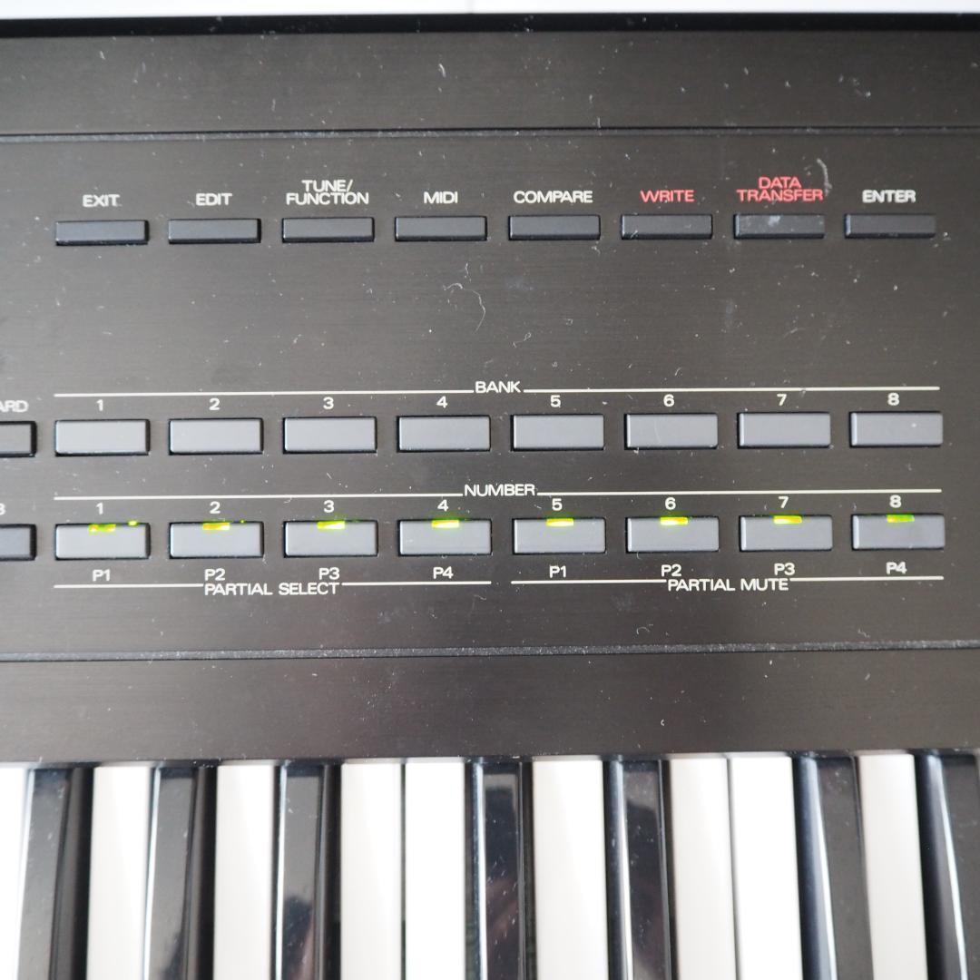 値下しました⭐️美品 ⭐️Roland D-10 シンセサイザー　全鍵盤音出OK