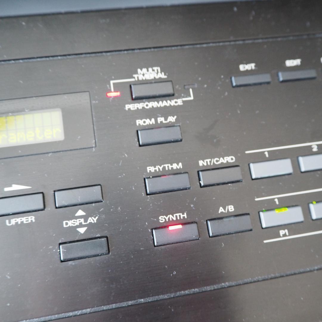 値下しました⭐️美品 ⭐️Roland D-10 シンセサイザー　全鍵盤音出OK