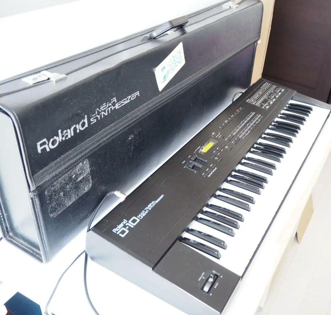 値下しました⭐️美品 ⭐️Roland D-10 シンセサイザー　全鍵盤音出OK