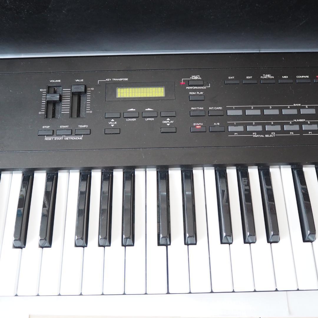 値下しました⭐️美品 ⭐️Roland D-10 シンセサイザー　全鍵盤音出OK