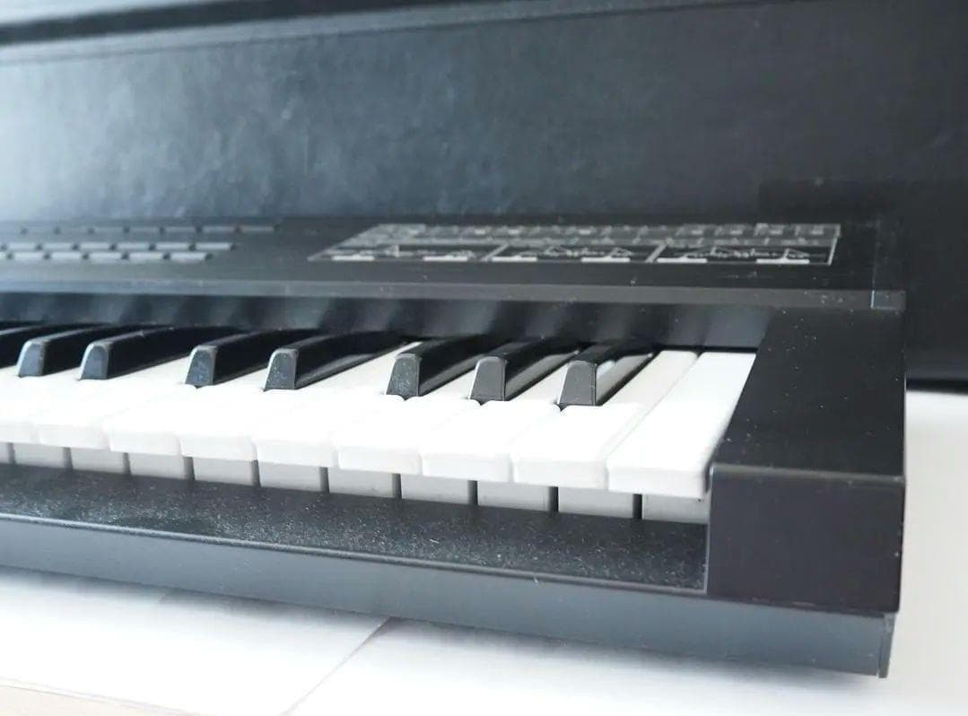 値下しました⭐️美品 ⭐️Roland D-10 シンセサイザー　全鍵盤音出OK