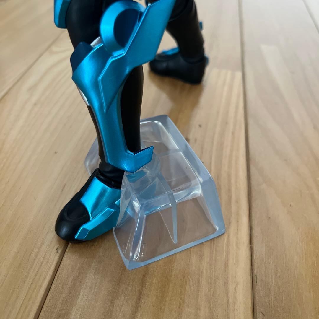 仮面ライダーガッチャード ガヴ 一番くじ フィギュア B賞 - メルカリ