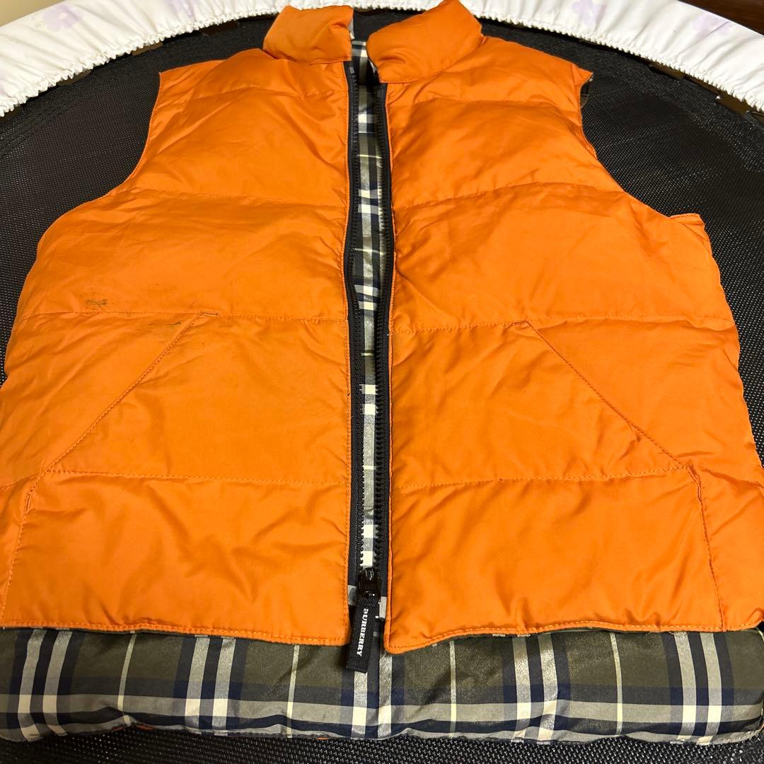 オレンジ リバーシブルダウンベスト Burberry - メルカリ