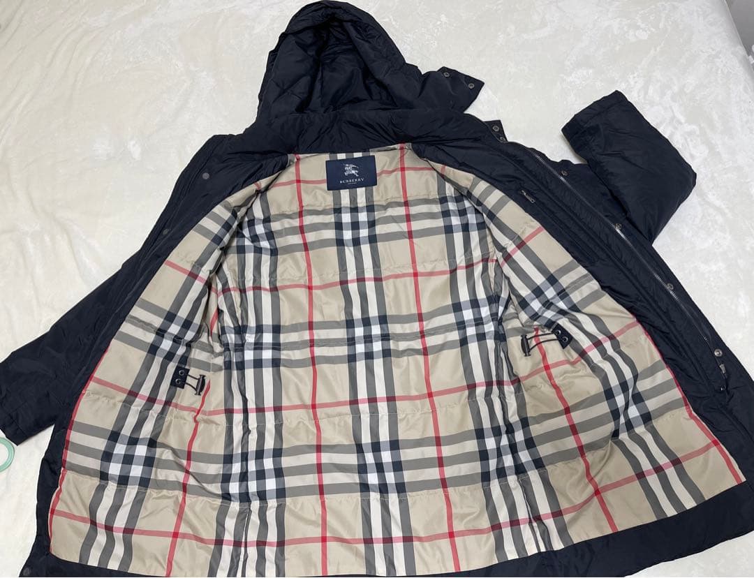 バーバリーロンドン美品黒色ビジネスダウンコート フード脱着