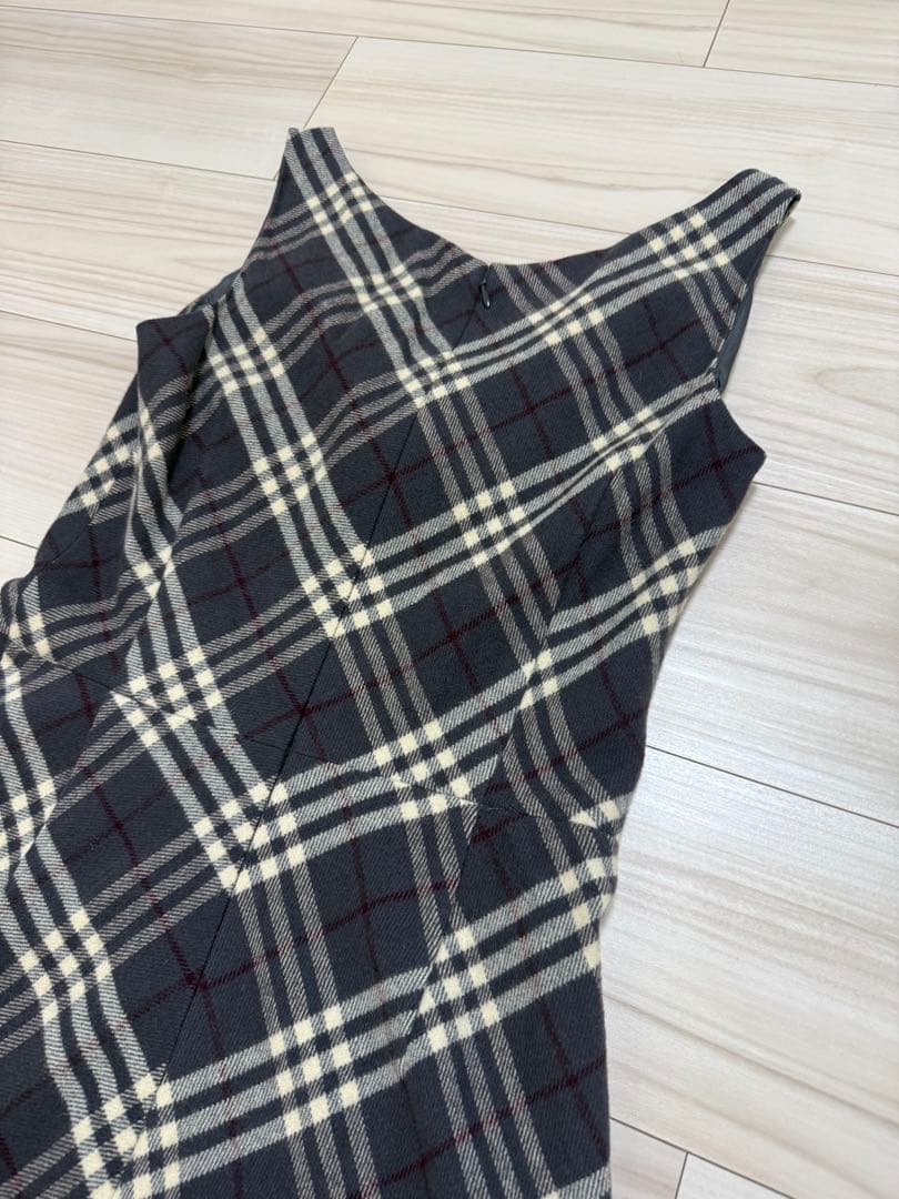 バーバリーブルーレーベル　ノースリーブ　ワンピース　38 M