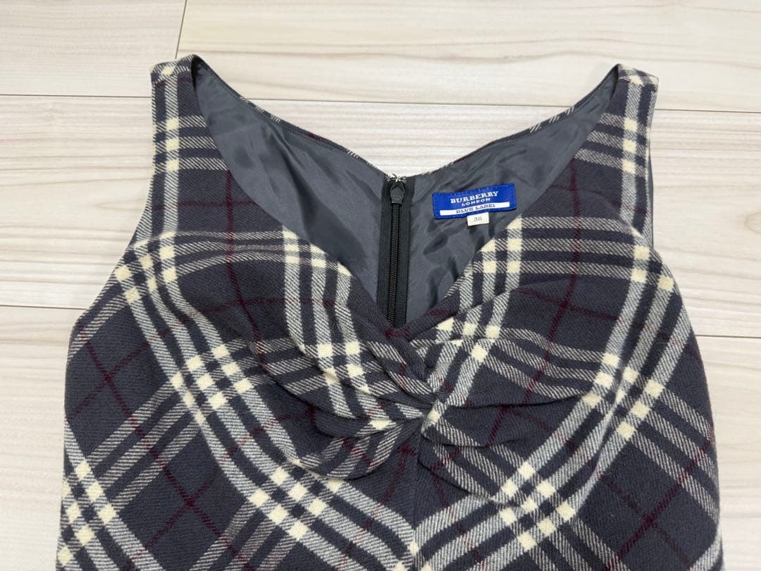 バーバリーブルーレーベル　ノースリーブ　ワンピース　38 M