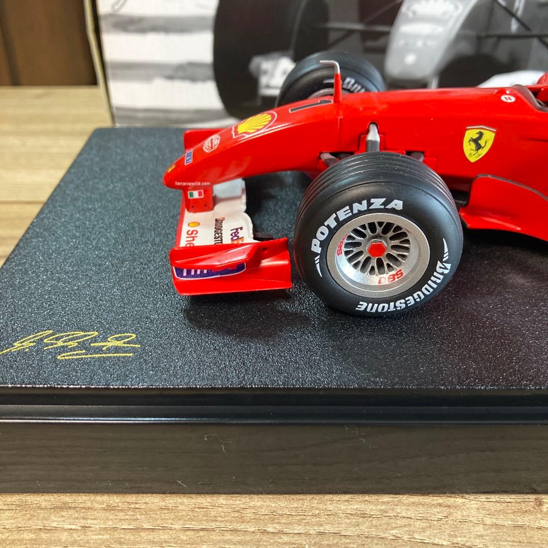 ホットウィール1/18フェラーリF2001Mシューマッハ ワールド