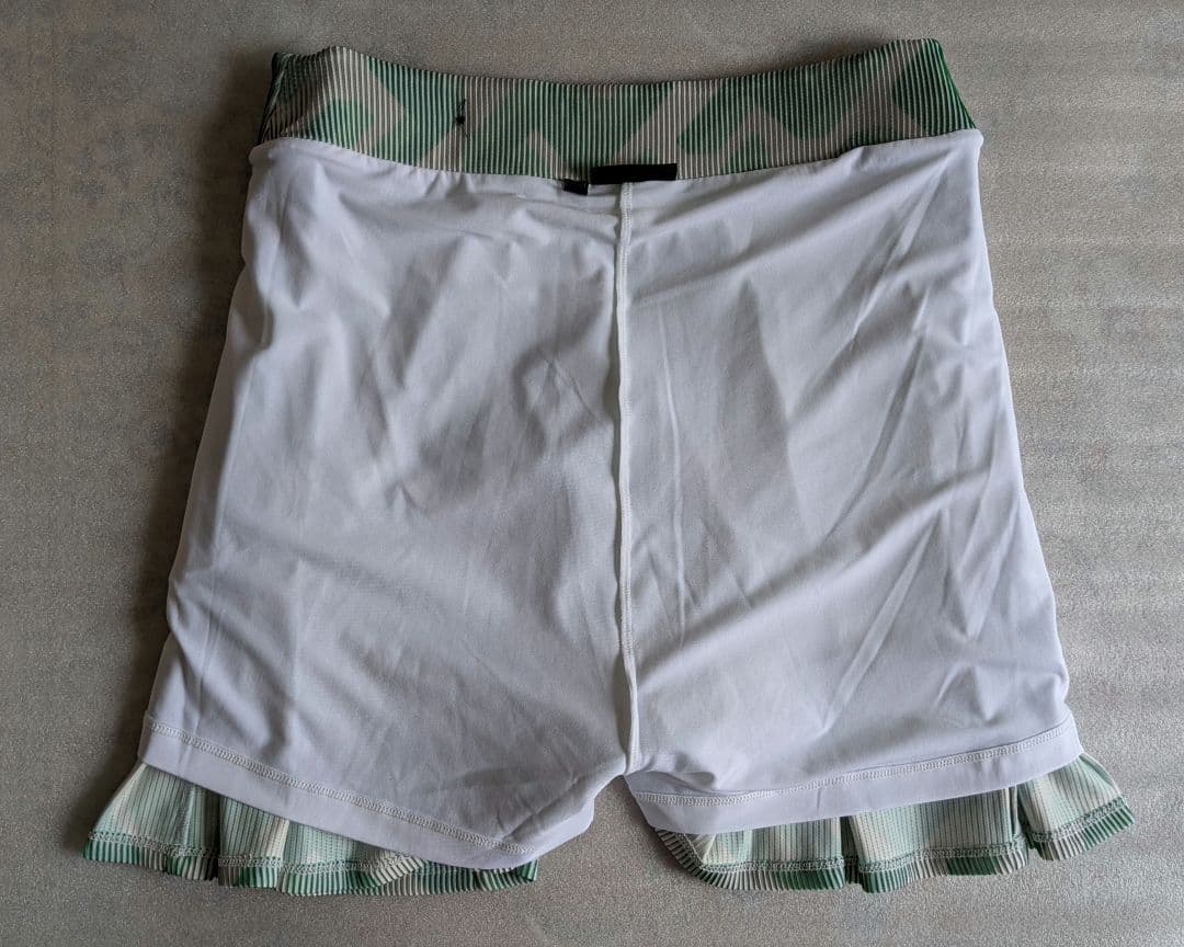 J.LINDERBERG セットアップ　上下　ポロシャツ　スカート