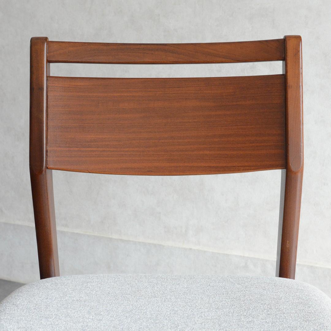 イギリスヴィンテージ チーク ダイニングチェア アイボリー 北欧家具 座面張替済