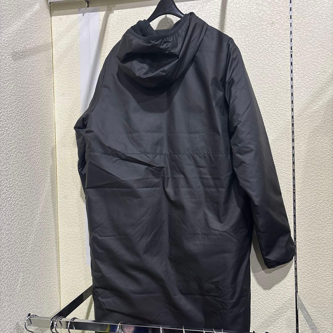 ナイキサッカーベンチコート新品