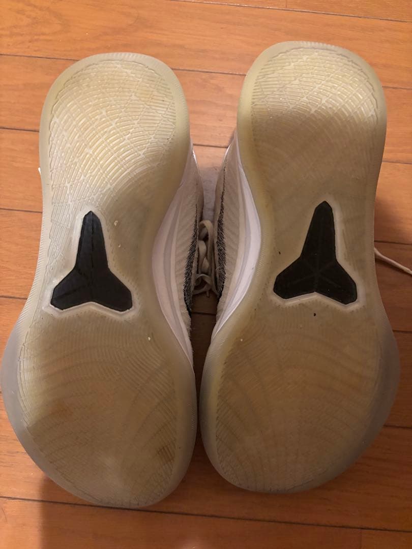 KOBE A.D.mid 28.5 コービー