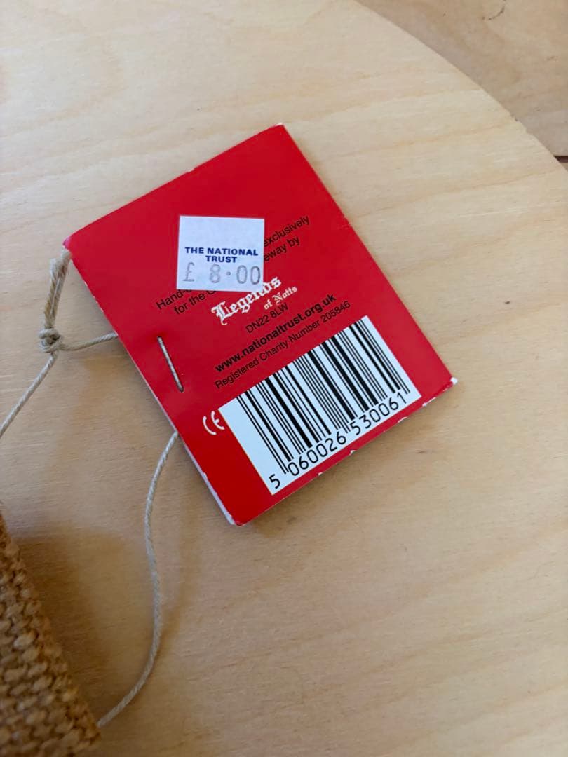 希少品】北アイルランドジャイアンツ・コーズウェイ 木製の剣3本セットと盾