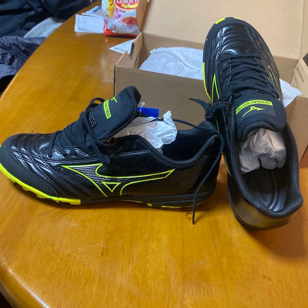 Mizuno Neo Sala Pro TF 26.5cm ブラック/イエロー