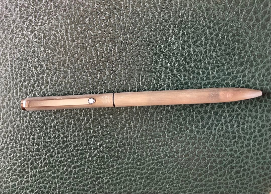 y*u様 MONTBLANCモンブラン ２色ボールペン 廃盤品シルバー 新品未使