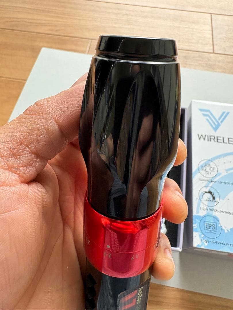 Bigwasp ワイヤレスプロフェッショナルタトゥーマシン