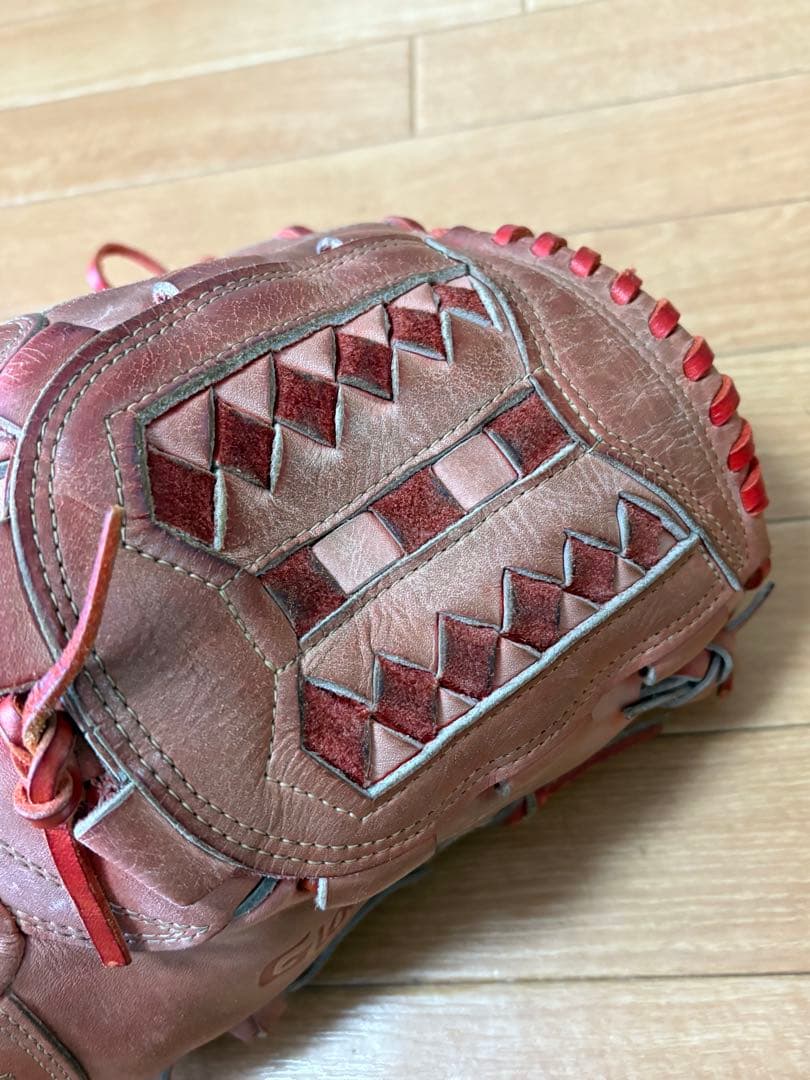 硬式グローブ投手用（グローバルエリート）