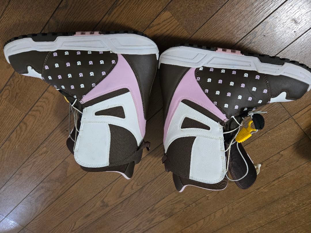 Burton スノーボードブーツ 女性用 ブラウン/ピンク