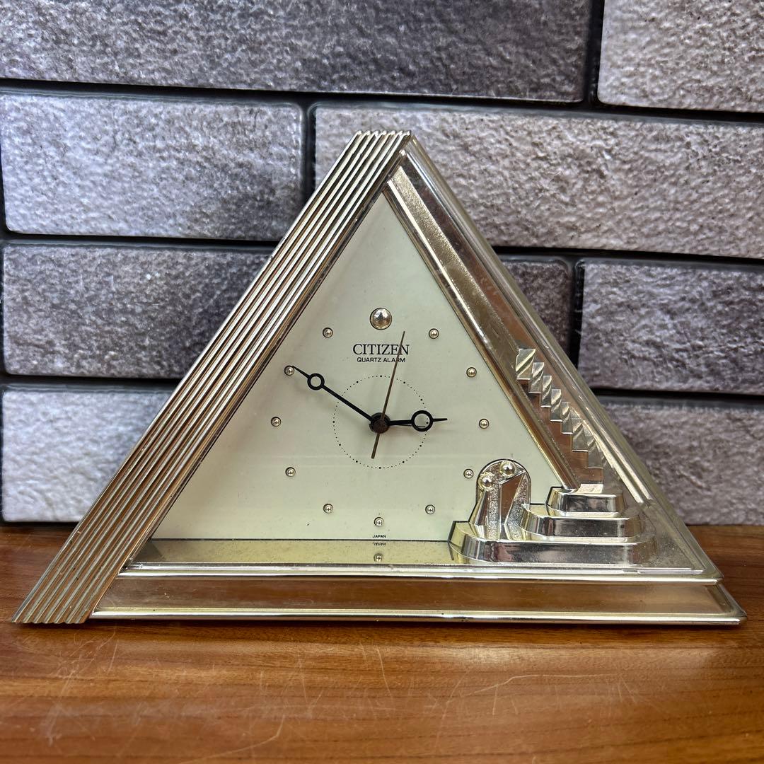 シチズン 三角 置き時計 - メルカリ