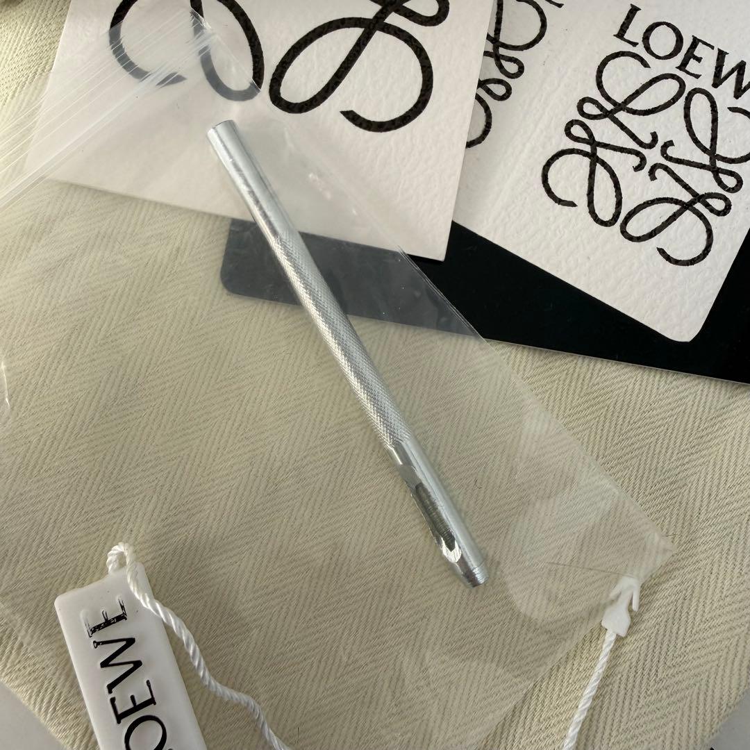 LOEWE ベルト 90/36 シルバー ロゴ