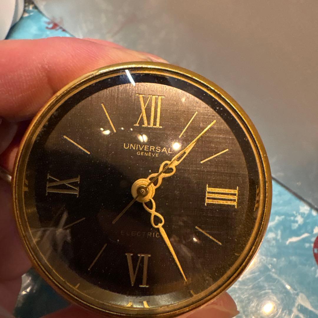 ユニバーサルジュネーブ 電磁置き時計