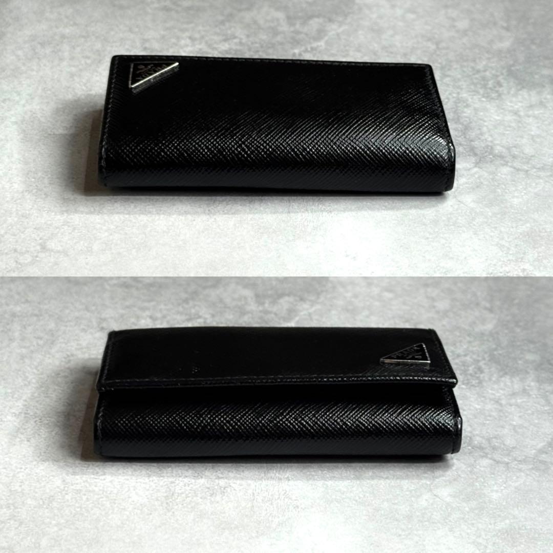 【美品】 PRADA プラダ / サフィアーノトライアングルキーケース ブラック