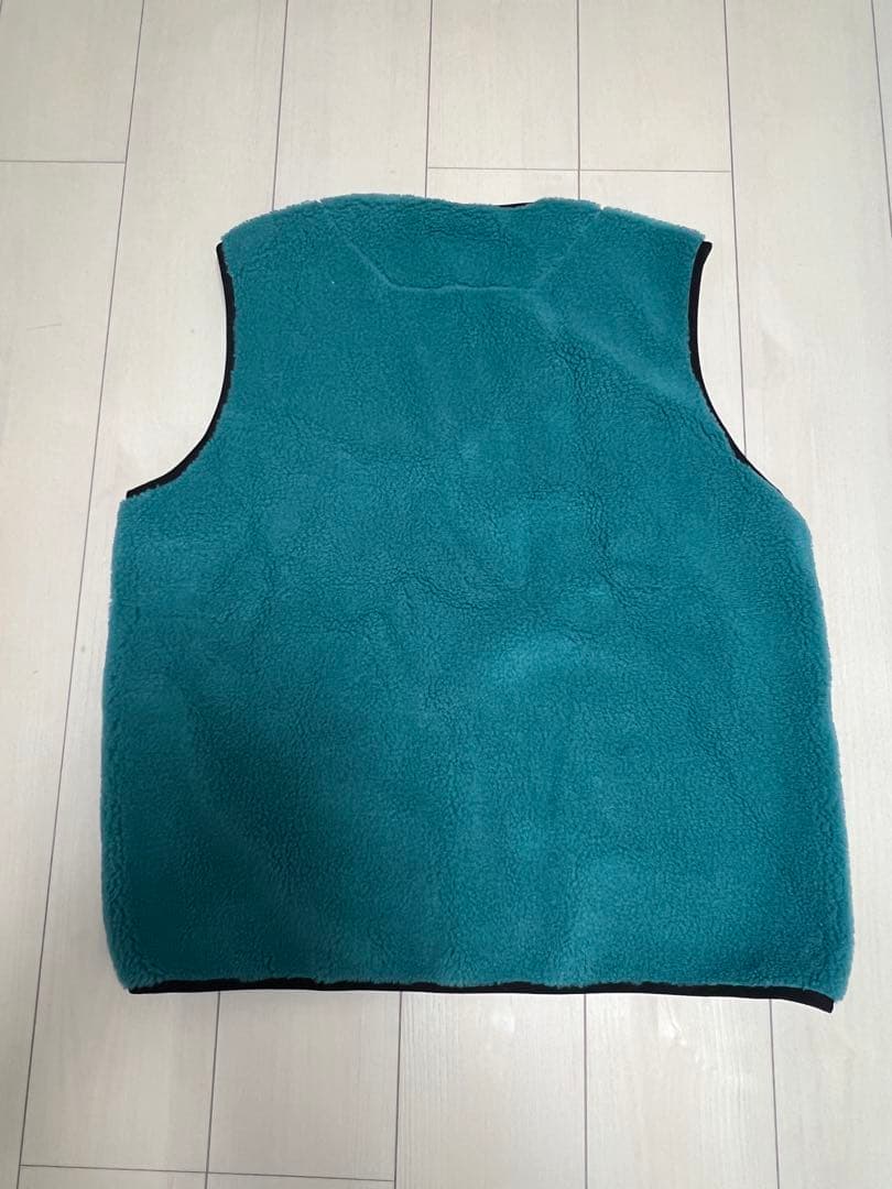 ヘリーハンセン ファイバーパイルベスト オーロラグリーン 新品 L