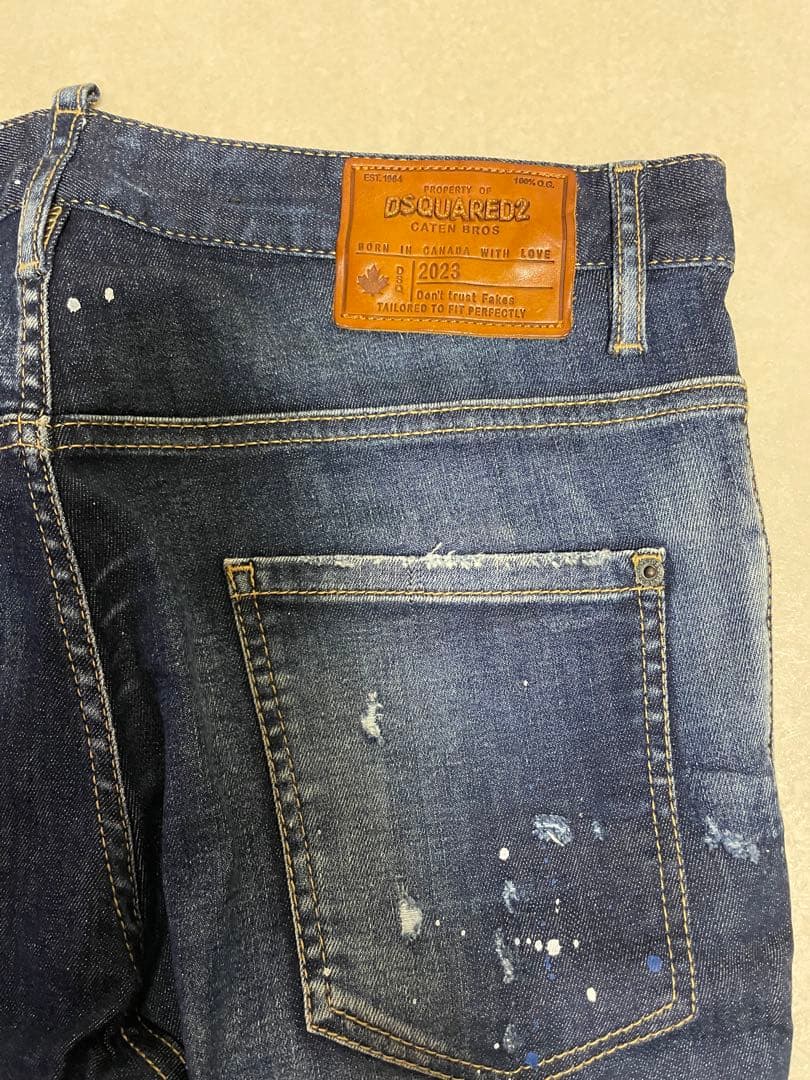 DSQUARED2 ダメージ加工デニム50 - パンツ安価