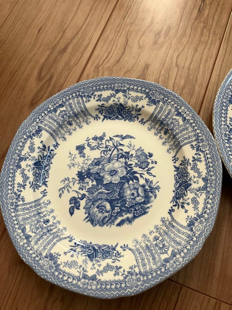 バーレイ フローラ プレート2枚セット ※2月末までの特別出品 - メルカリ