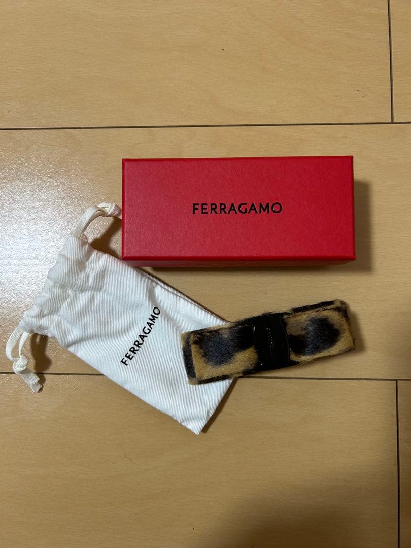 新品 FERRAGAMO フェラガモ バレッタ レオパード ヒョウ柄 - メルカリ